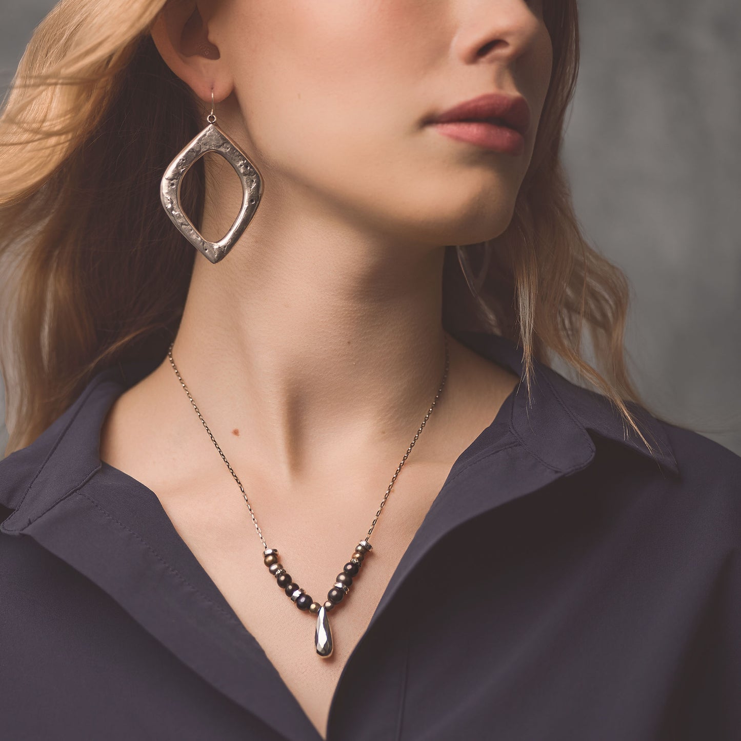 Silver Teardrop and Pearls Necklace